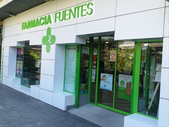 farma011102_POS