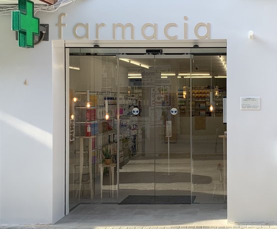 Farmacia Angulo Tovar