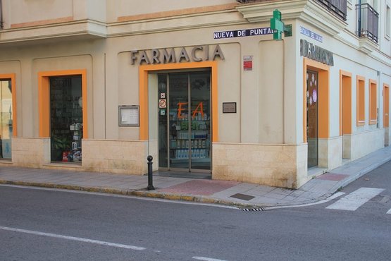 farma011128_POS