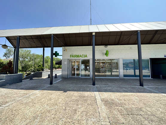 farma020129_POS