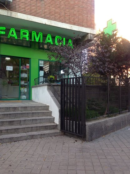 farma020308_POS