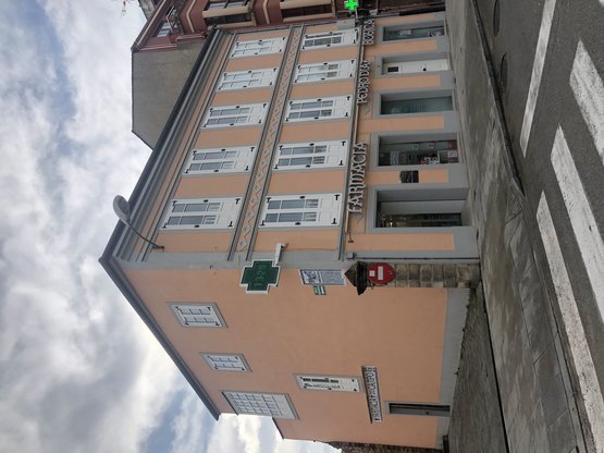 farma043527_POS