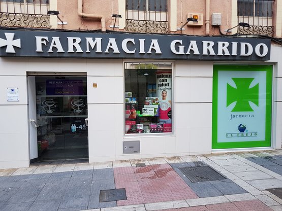 Farmacia Juan Enrique Garrido Olmedo