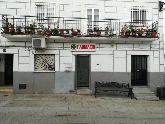 farma080666_POS